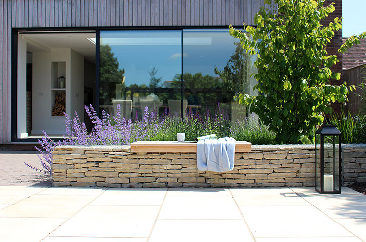 Uplit Pots from Hampsire Town Garden